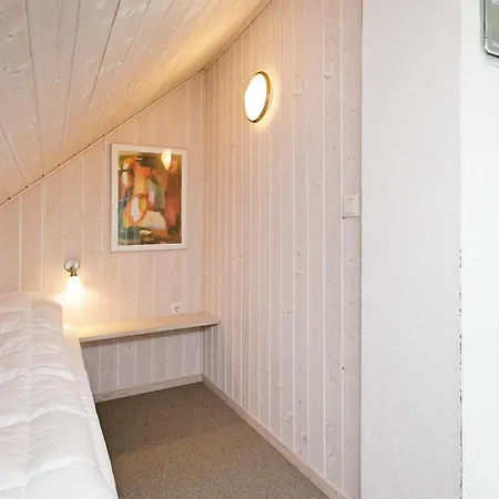Three-bedroom In 4 * Gelting