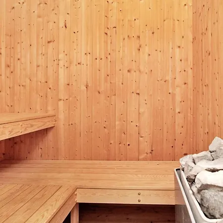 Hébergement de vacances 8 Person In *